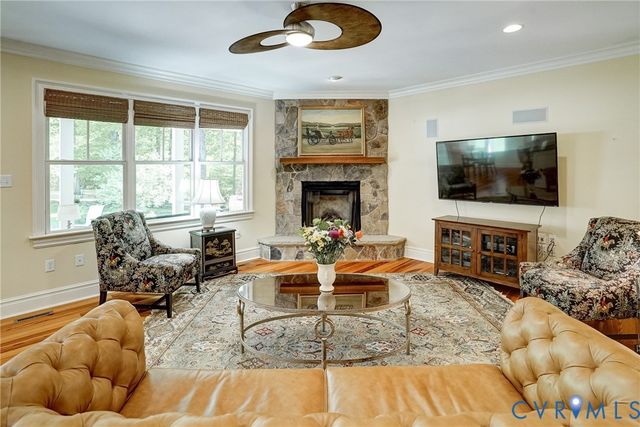 3095 Three Bridge Rd, Powhatan, VA 23139