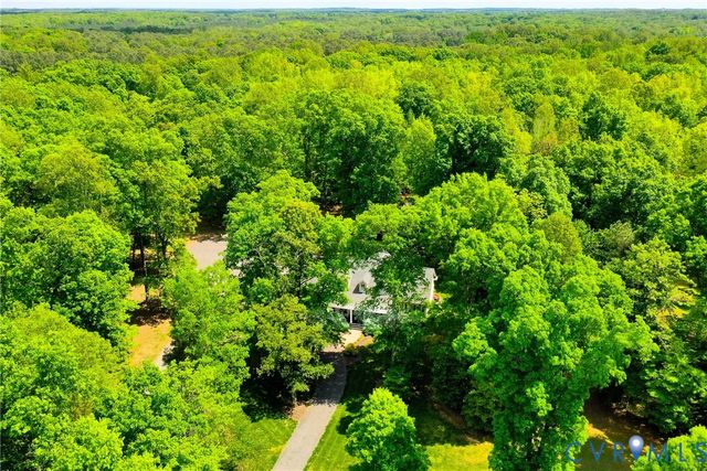 3095 Three Bridge Rd, Powhatan, VA 23139