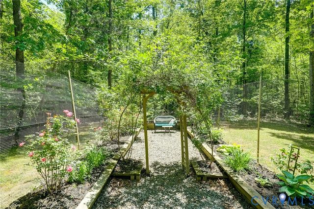 3095 Three Bridge Rd, Powhatan, VA 23139