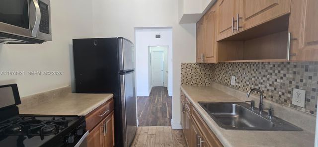 8430 Harding Ave 3, Miami Beach, FL 33141