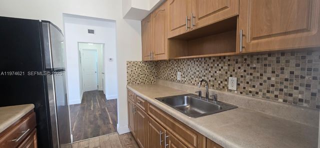 8430 Harding Ave 3, Miami Beach, FL 33141