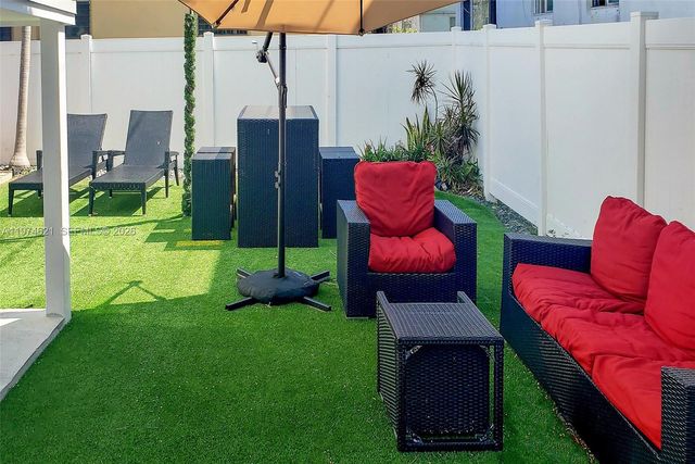 8430 Harding Ave 3, Miami Beach, FL 33141