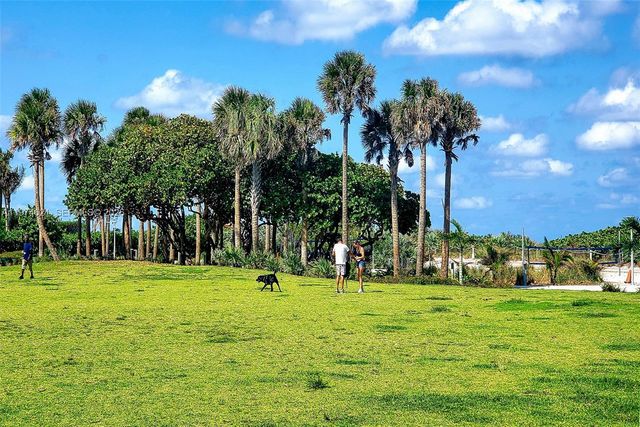 8430 Harding Ave 3, Miami Beach, FL 33141