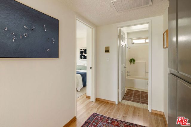 13959 Victory Boulevard 1, Los Angeles, CA 91401