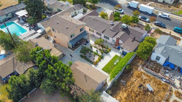 5848 Cleon Avenue, North Hollywood, CA 91601