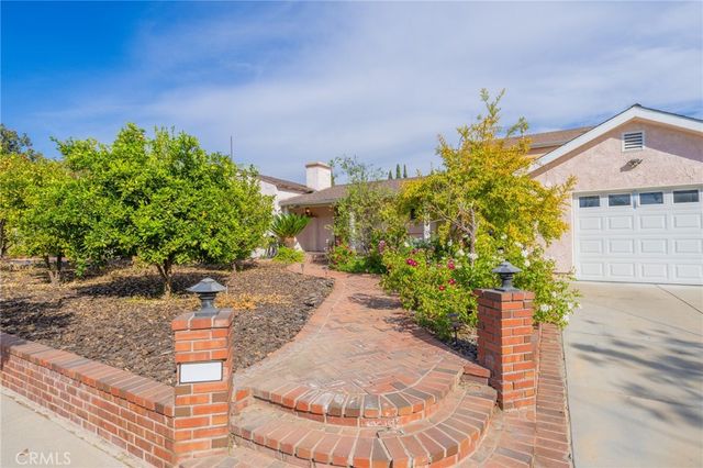 5848 Cleon Avenue, North Hollywood, CA 91601