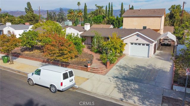 5848 Cleon Avenue, North Hollywood, CA 91601