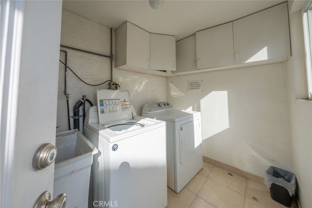 5848 Cleon Avenue, North Hollywood, CA 91601
