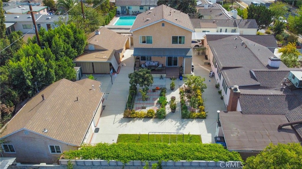 5848 Cleon Avenue, North Hollywood, CA 91601