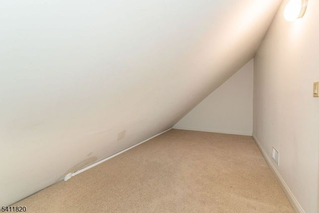 721 Ringwood Ave, Pompton Lakes Boro, NJ 07442