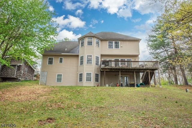 721 Ringwood Ave, Pompton Lakes Boro, NJ 07442