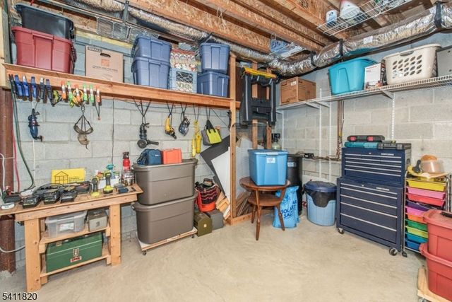 721 Ringwood Ave, Pompton Lakes Boro, NJ 07442