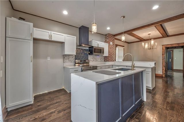 2941 Victor Street, Kansas City, MO 64128