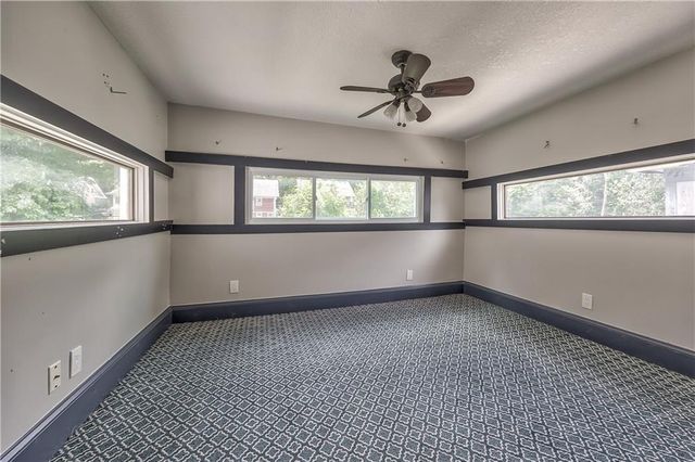 2941 Victor Street, Kansas City, MO 64128
