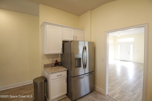 705 Kylar Drive NW, Palm Bay, FL 32907