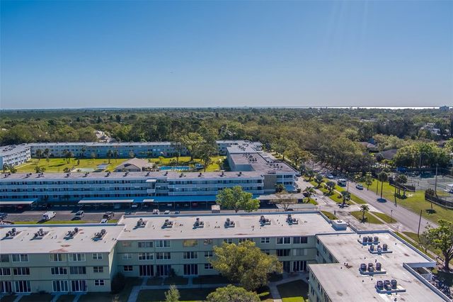 4710 BAY STREET NE 109, St Petersburg, FL 33703