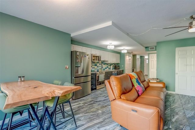 4710 BAY STREET NE 109, St Petersburg, FL 33703