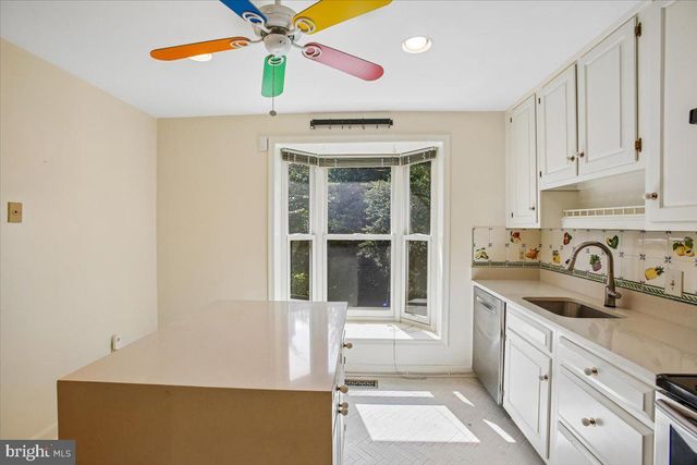 1403 MCLEAN MEWS CT, Mclean, VA 22101