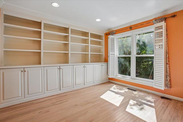 1403 MCLEAN MEWS CT, Mclean, VA 22101