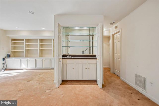 1403 MCLEAN MEWS CT, Mclean, VA 22101