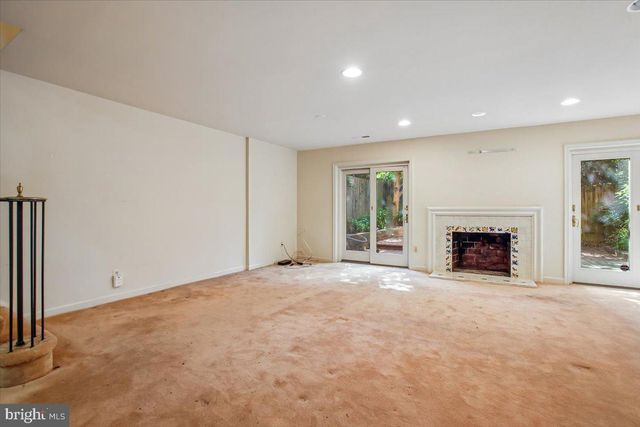 1403 MCLEAN MEWS CT, Mclean, VA 22101