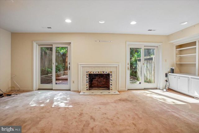 1403 MCLEAN MEWS CT, Mclean, VA 22101