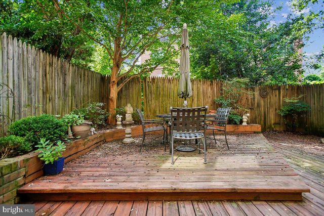 1403 MCLEAN MEWS CT, Mclean, VA 22101