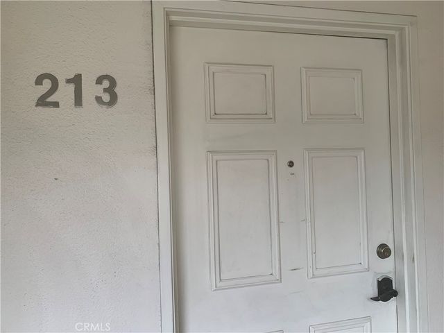 3220 Altura 213, La Crescenta, CA 91214