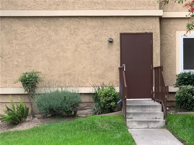 3220 Altura 213, La Crescenta, CA 91214