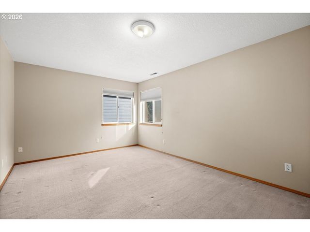 4466 Se LIBBY Ct, Hillsboro, OR 97123