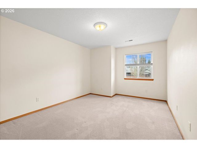 4466 Se LIBBY Ct, Hillsboro, OR 97123