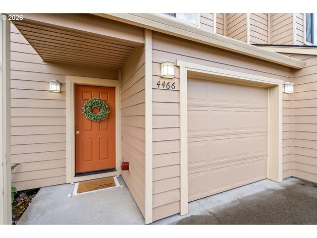 4466 Se LIBBY Ct, Hillsboro, OR 97123