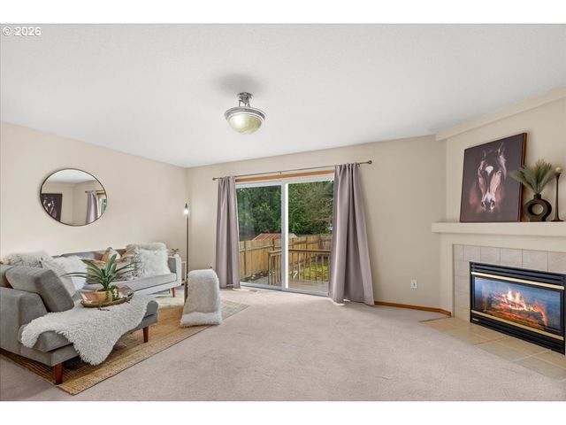 4466 Se LIBBY Ct, Hillsboro, OR 97123