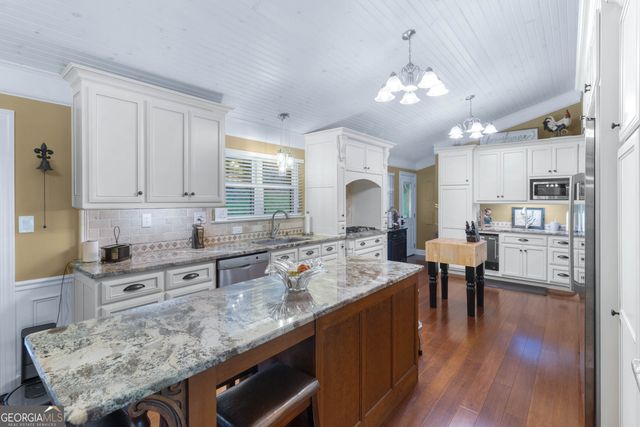 1208 Johnson Road, Chickamauga, GA 30707