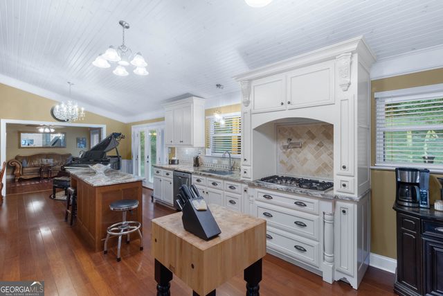 1208 Johnson Road, Chickamauga, GA 30707