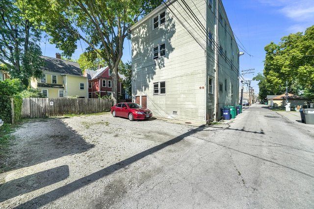 717 Randolph Street, Oak Park, IL 60302