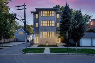717 Randolph Street, Oak Park, IL 60302