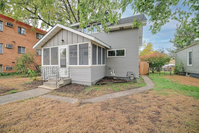 4111 Thomas Avenue N, Minneapolis, MN 55412