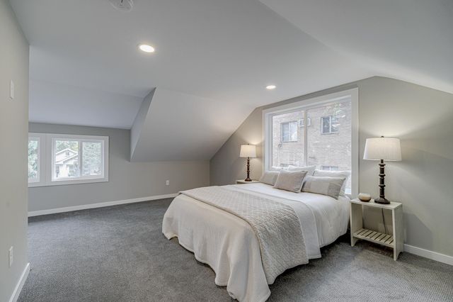 4111 Thomas Avenue N, Minneapolis, MN 55412