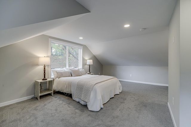 4111 Thomas Avenue N, Minneapolis, MN 55412