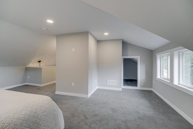 4111 Thomas Avenue N, Minneapolis, MN 55412