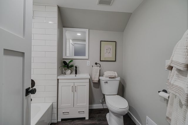 4111 Thomas Avenue N, Minneapolis, MN 55412