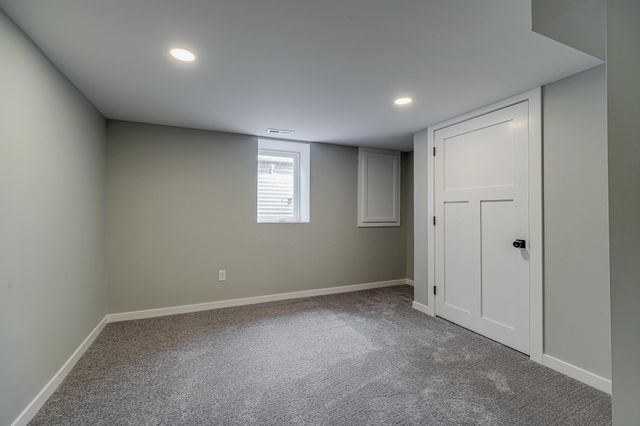 4111 Thomas Avenue N, Minneapolis, MN 55412