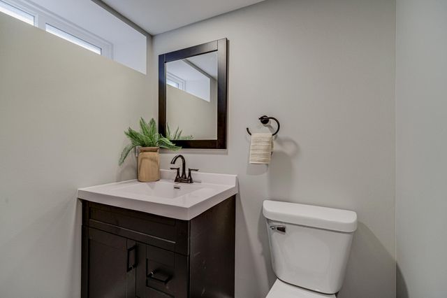 4111 Thomas Avenue N, Minneapolis, MN 55412