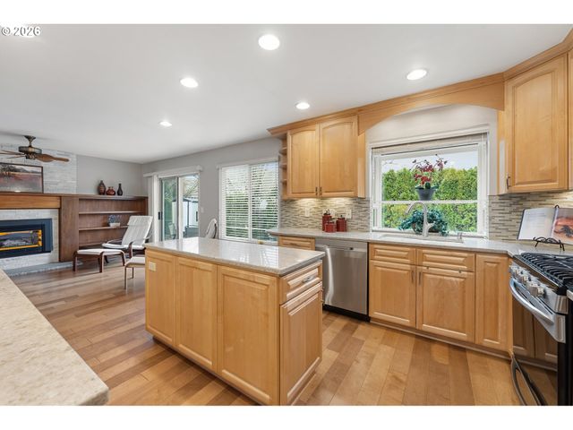 15480 Sw ALDERBROOK Cir, Tigard, OR 97224