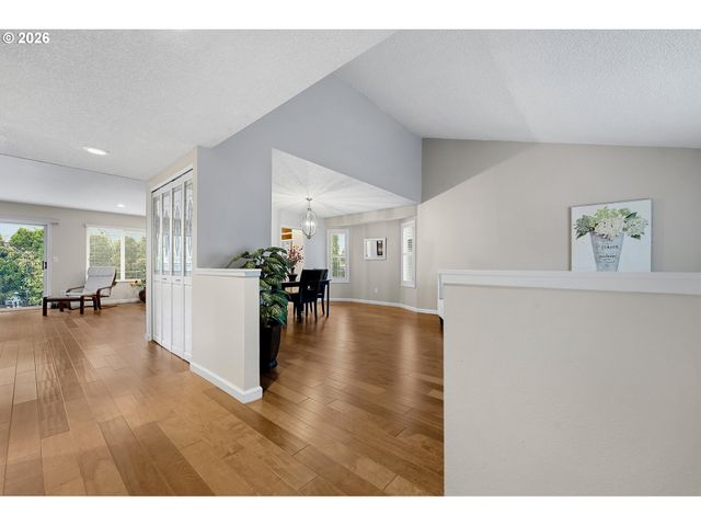 15480 Sw ALDERBROOK Cir, Tigard, OR 97224