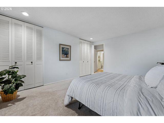 15480 Sw ALDERBROOK Cir, Tigard, OR 97224