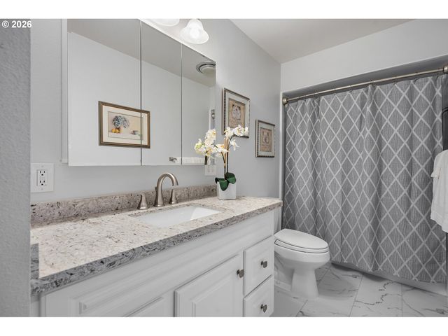 15480 Sw ALDERBROOK Cir, Tigard, OR 97224