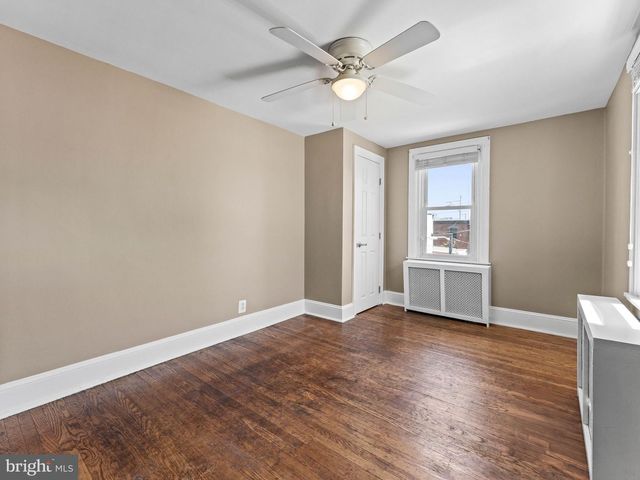2325 E SERGEANT ST, Philadelphia, PA 19125