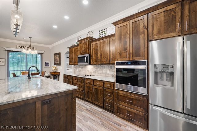 6020 Tower Circle, Van Buren, AR 72956
